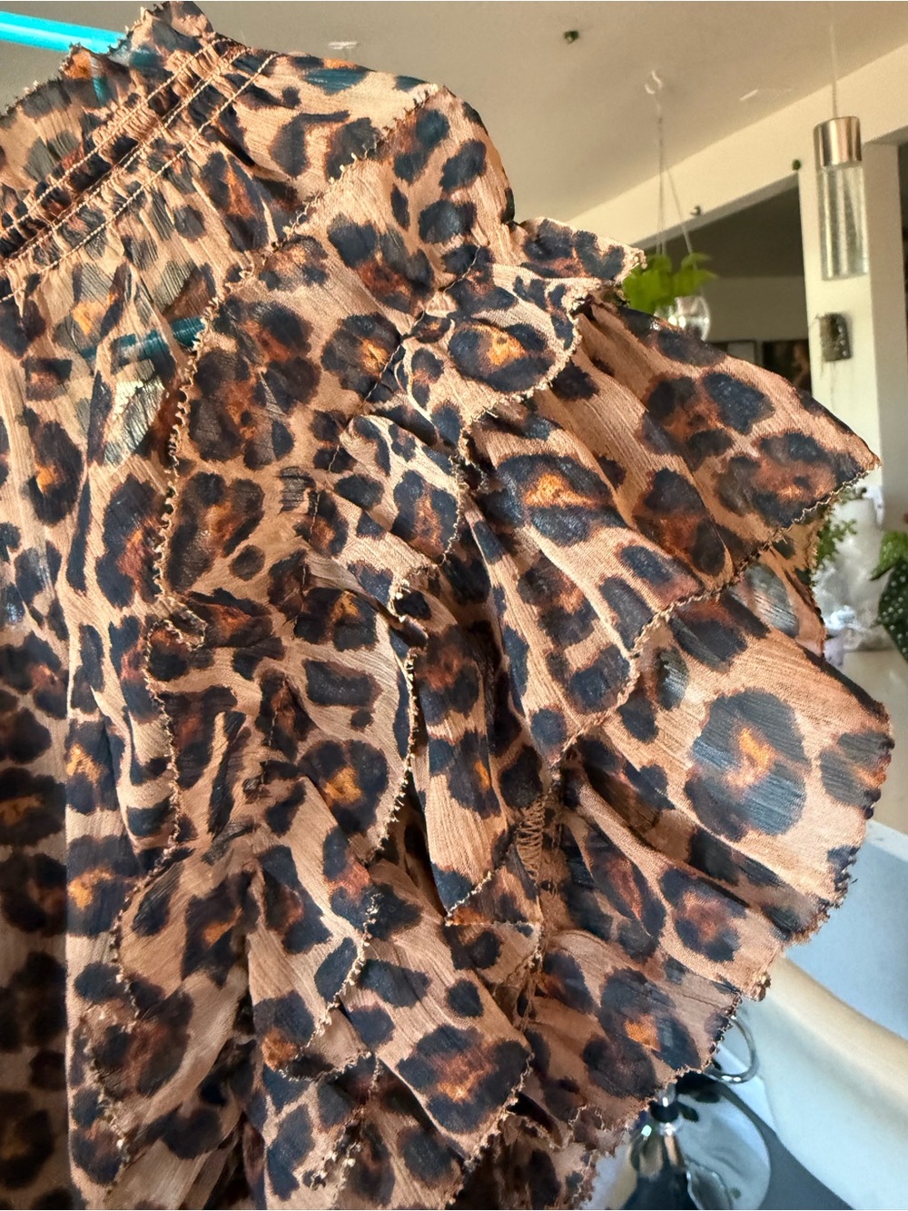 Old Navy Leopard Print Ruffle Sheer Sleeve Top - Picture 4 of 6